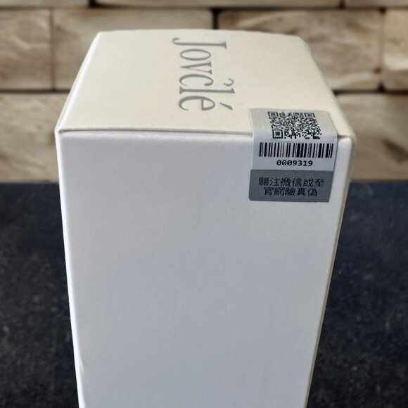 Jovclé Hydrated Pure Lotion/Essence ~ NIB! - Picture 5 of 6